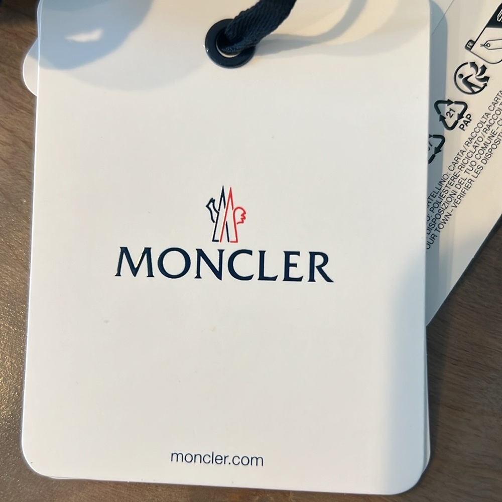 Brand New MONCLER Puf Quilted Nylon Crossbody Bag - Picture 9 of 16